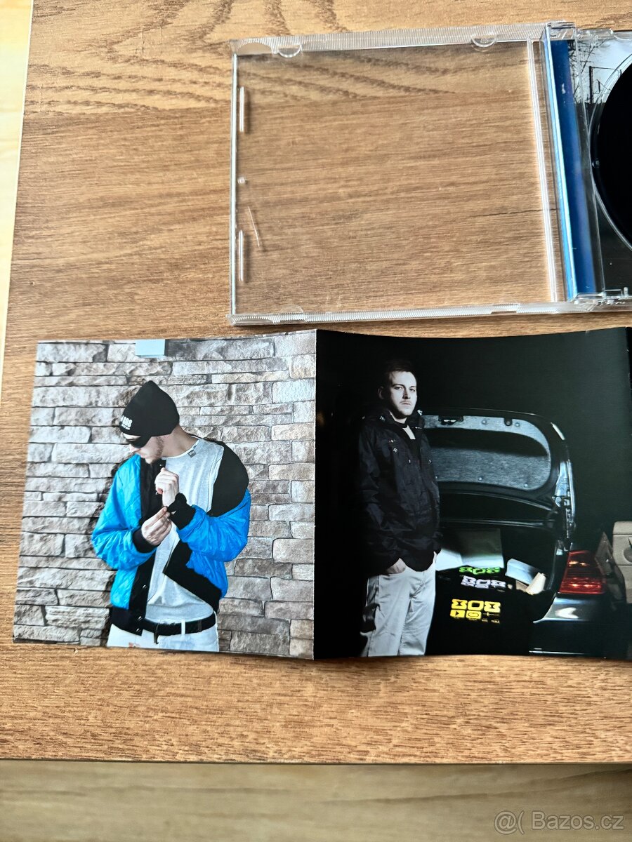 Hugo Toxxx – Legální drogy + Ilegální kecy (2×CD) - 5