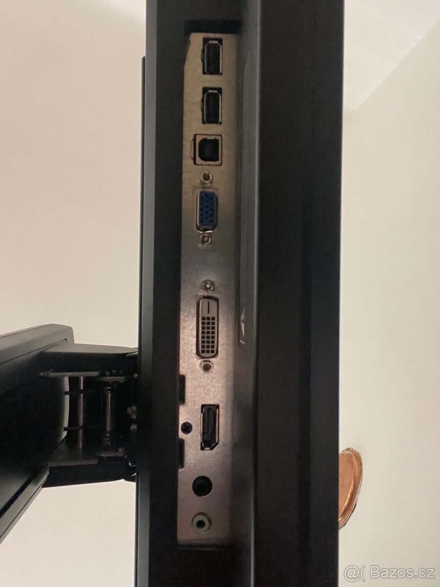 BenQ BL2410 24" monitor LED 1920x1080 DisplayPort D-SUB tří - 5