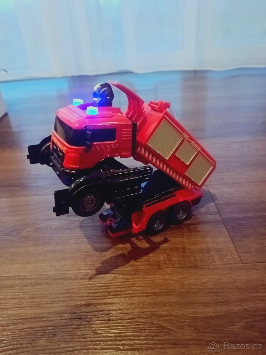 Hasičské auto na dálkové ovládání - 5