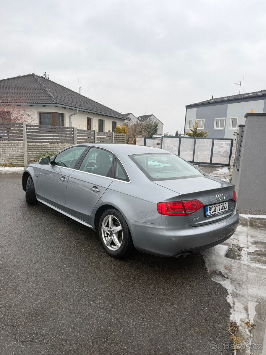 Audi A4 1.8 TSI 2011 Manuál Servis Originální stav - 5