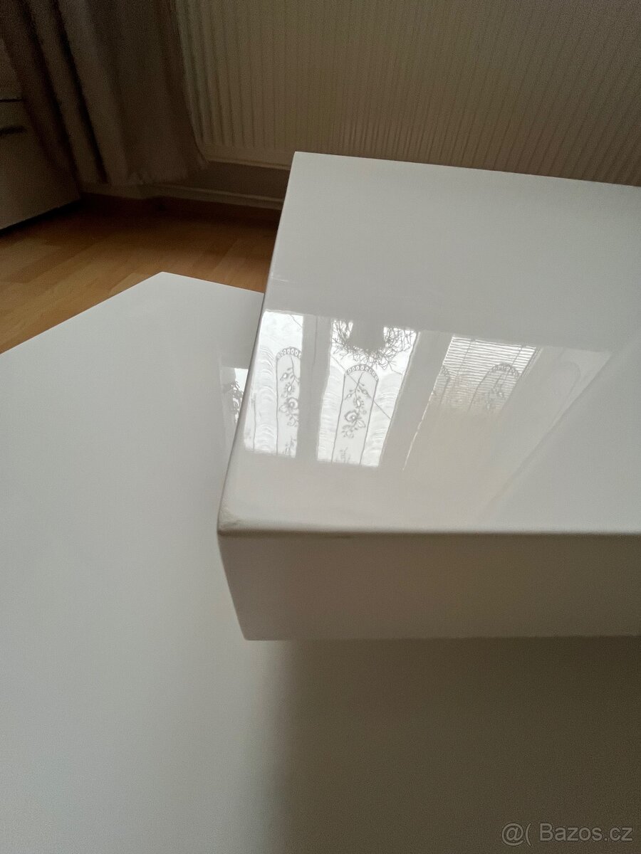 Konferenční stolek - 5