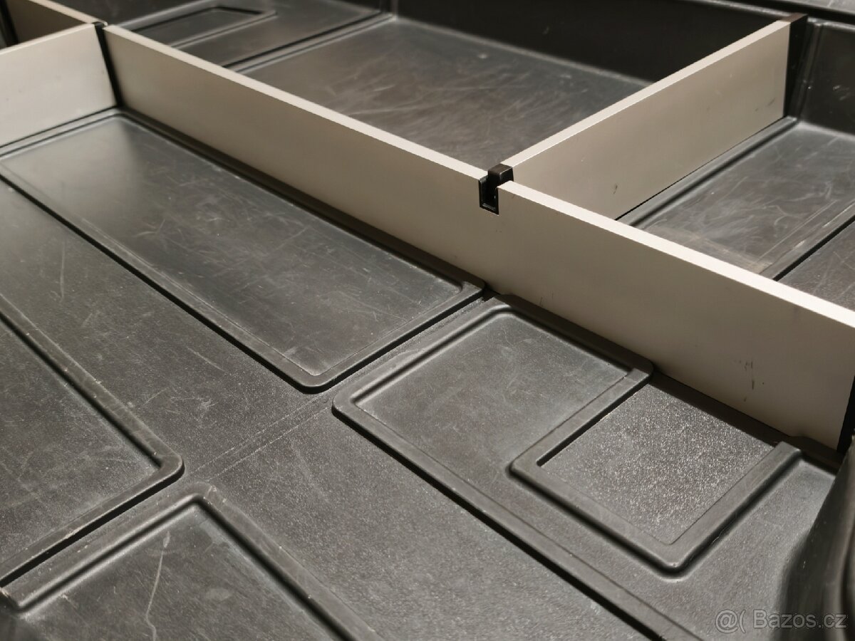 Volvo V40 - originální vana do kufru - 5