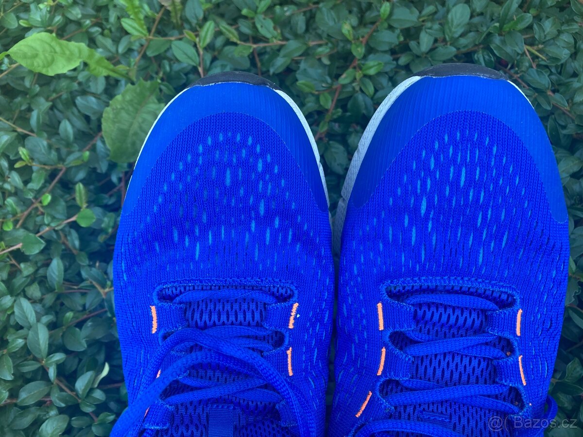 Panské běžecké boty UA nové vel 47, pošta 50,- - 5