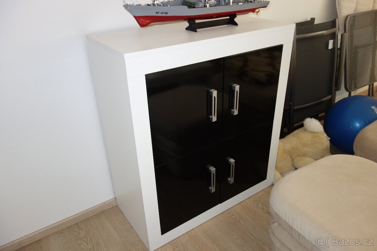 OBÝVACÍ STĚNA - 5