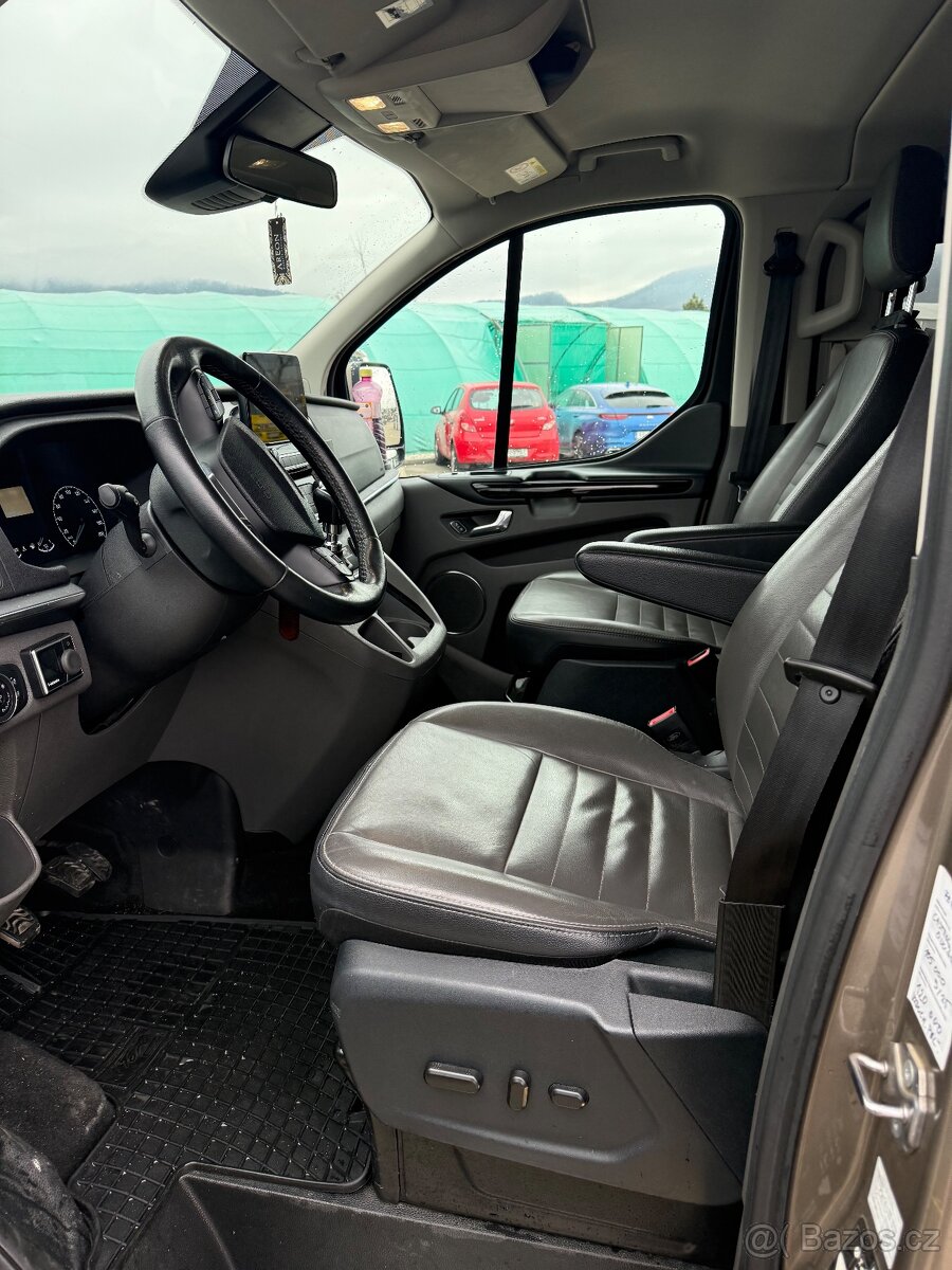 Ford Turneo Custom - 5