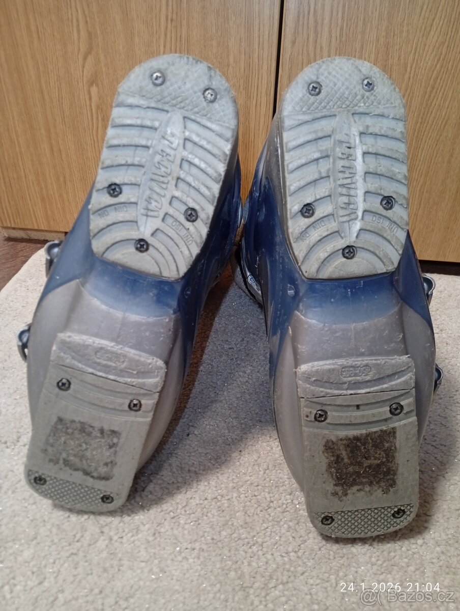 Prodám lyžáky vel. 39 - 5