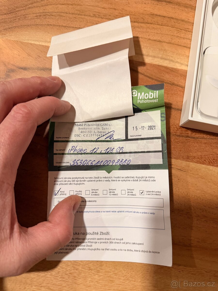 Apple iPhone 12 černý 128gb telefon - 5