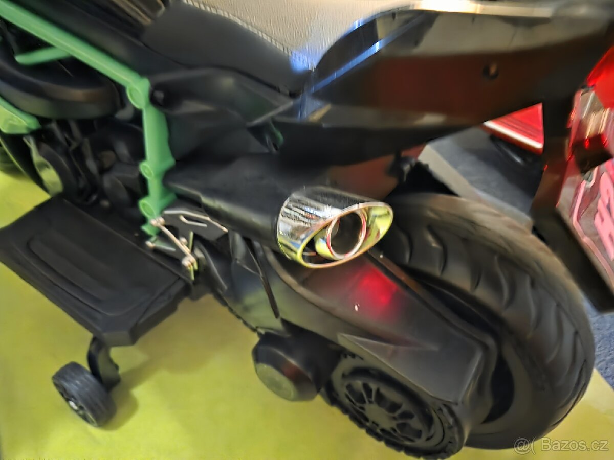 Detska motorka H2R zelena - 5