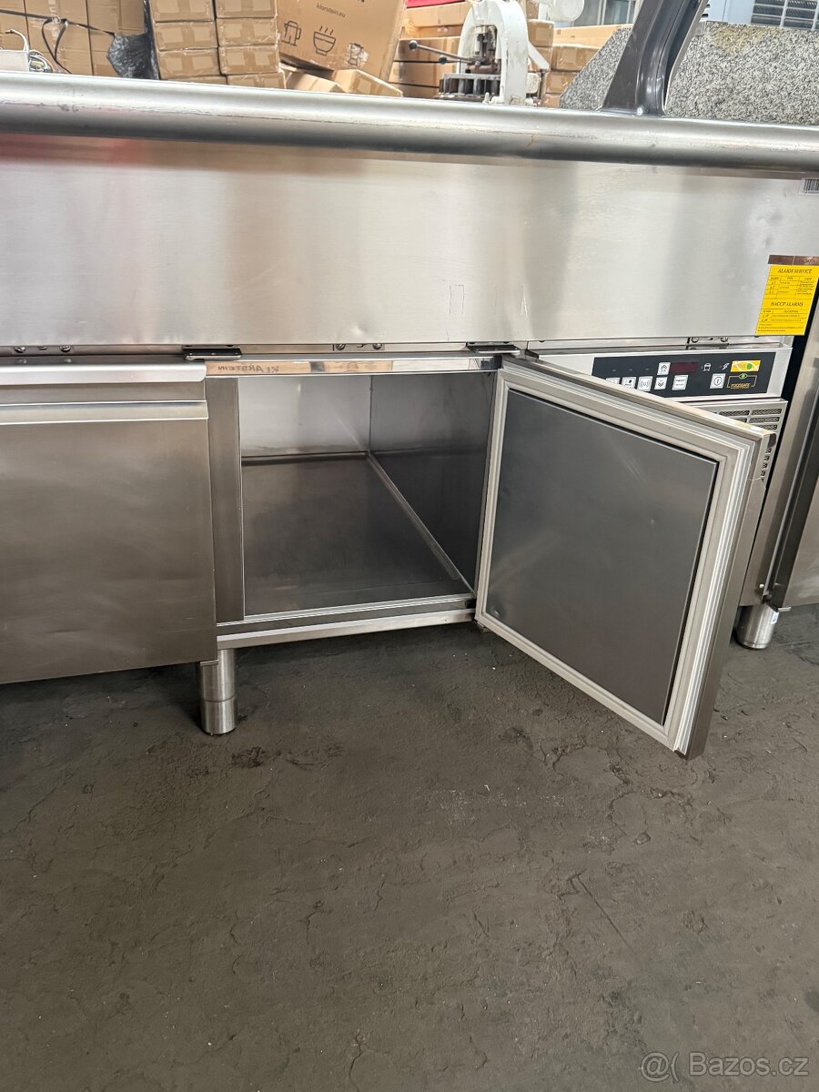 Chladící vana ZANUSSI. Záruka - 5