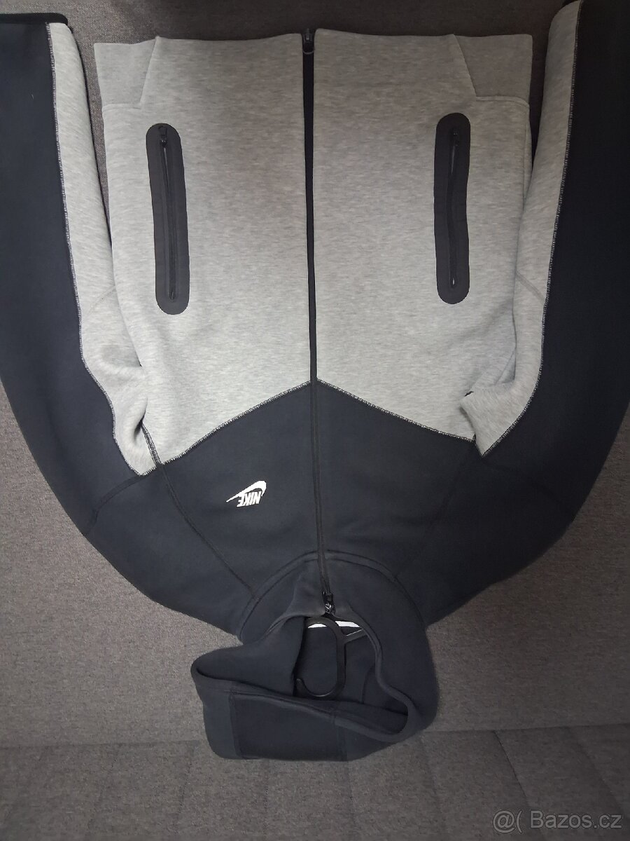 Nike Tech Fleece - 5