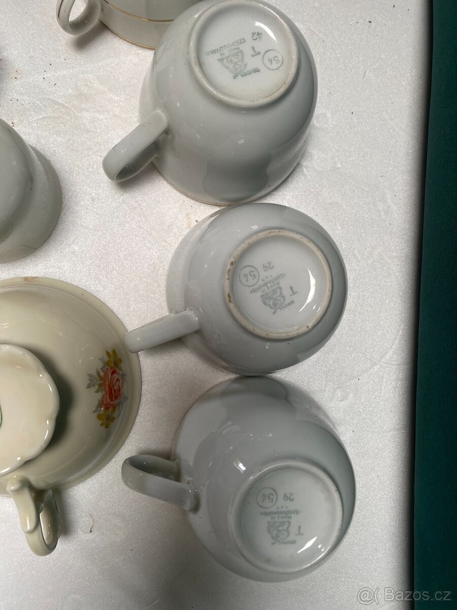porcelánových šálků - 5