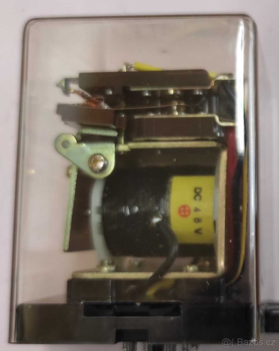 Relé OMRON - 5
