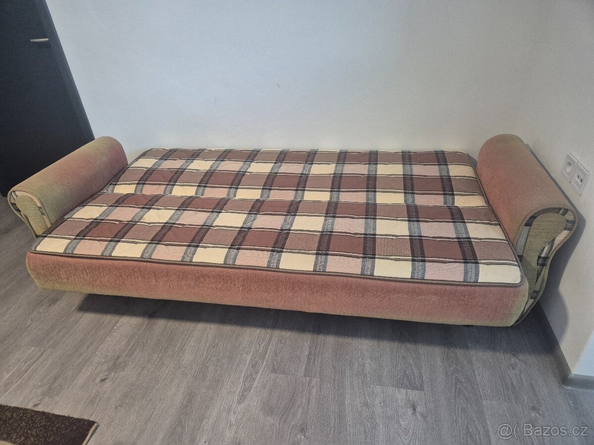 Rozkládací pohovka - 5