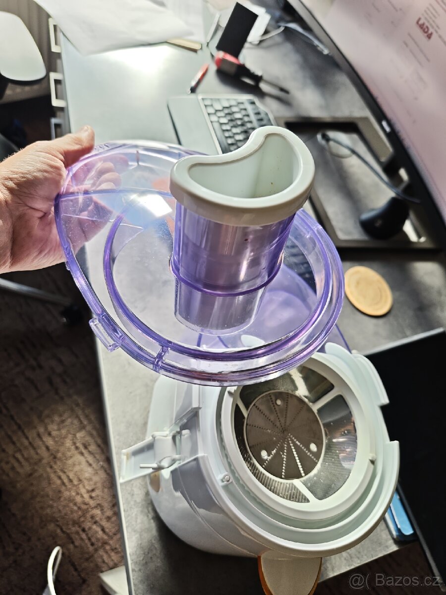 Odšťavňovač Philips HR1851 nevyužitý - 5