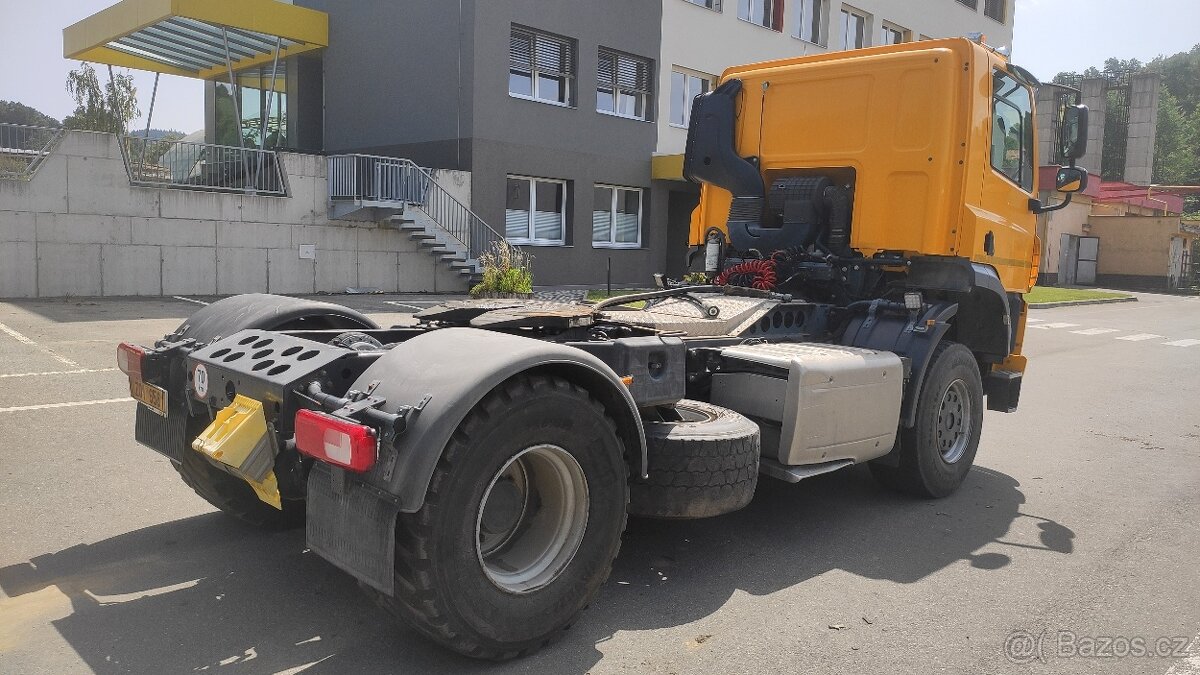 TATRA Phoenix 4x4 - traktor - 5