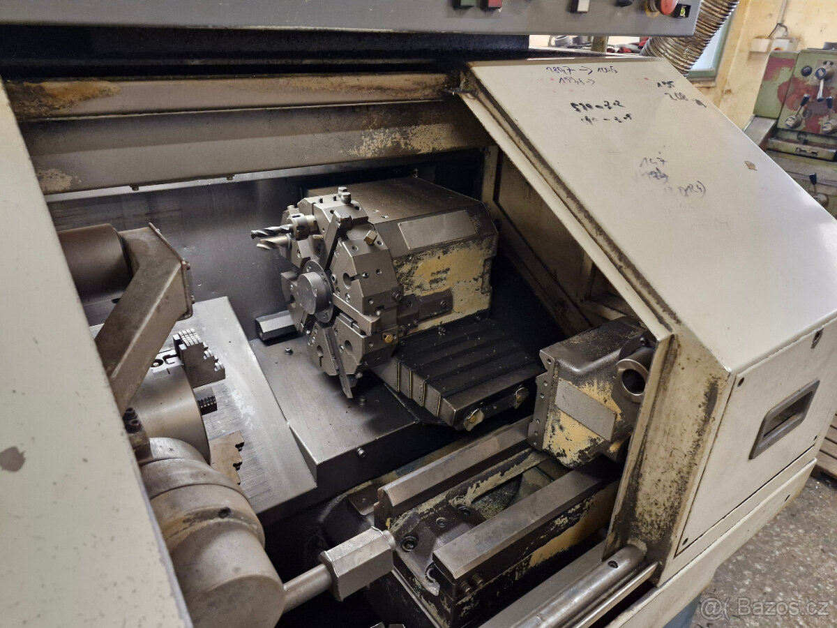 CNC Soustruh Hyundai Hit 8S - 5