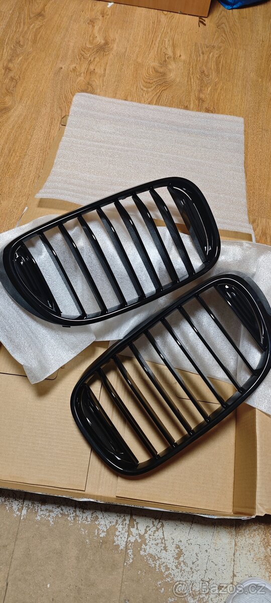 PŘEDNÍ MASKA, LEDVINKY BMW G11, G12, 2015- 2019 ČERNÝ LESK - 5