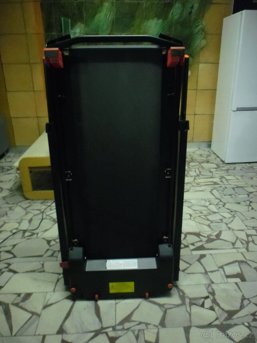 Prodáme běžecký pás Domyos Run100E, verze B - 5