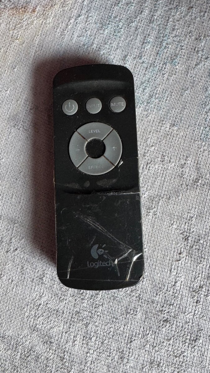 Logitech z906 z Bluetooth modulem - 5