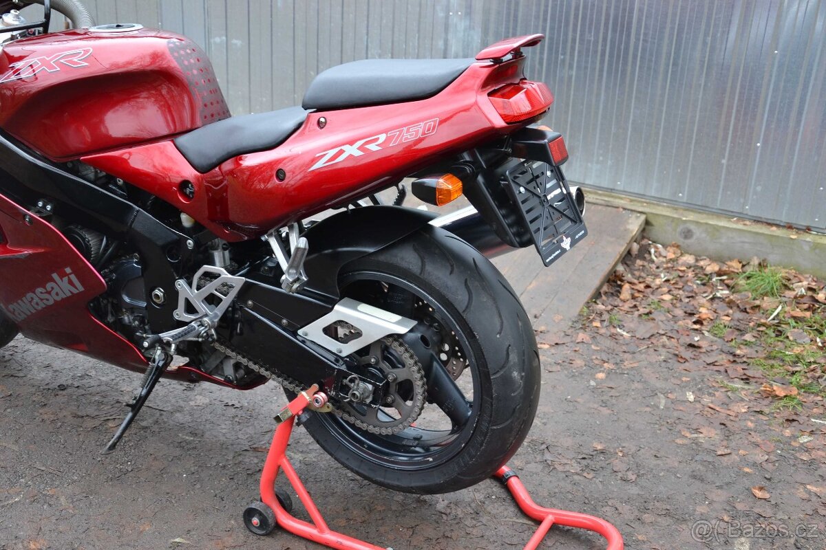 Kawasaki ZXR 750J - 1. majitel - 5