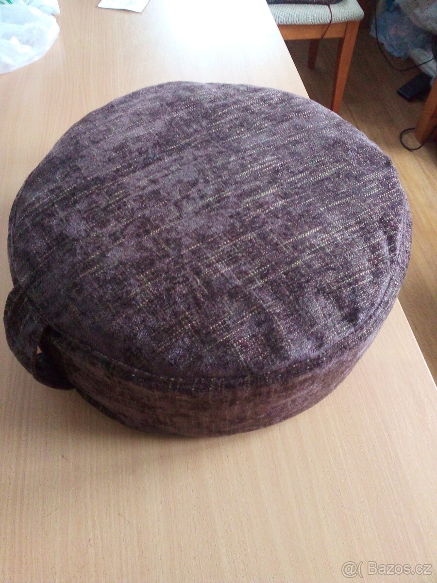 meditační polštář i dětem na sezení - 5