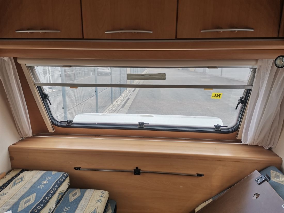 Obytný přívěs Adria 5003, Altea DS 390 - 5