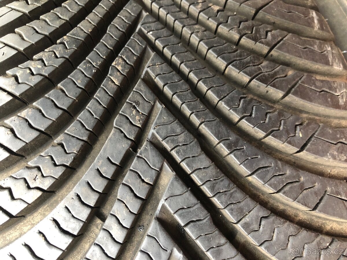 Zimni pneu michelin 205/55r16 - 5