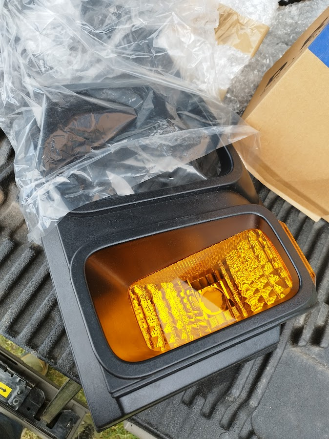 F-350 a F-250 SUPER DUTY Přední kryt světel blinkr - 5