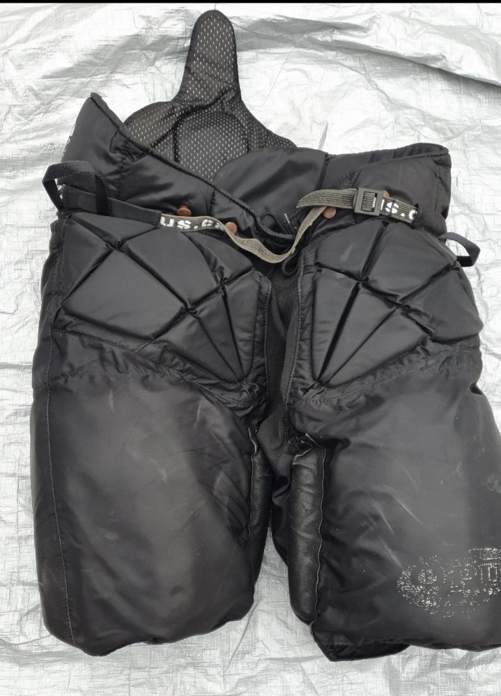 Starší golmanská hokejová výstroj - 5