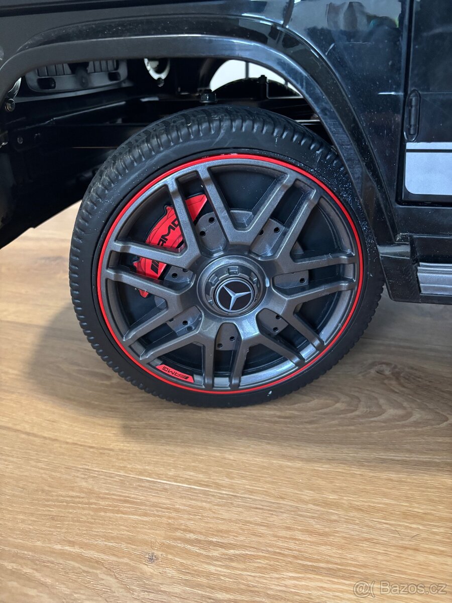 Elektrické autíčko Mercedes G63 AMG 4x4 EVA kola 12V7Ah čern - 5