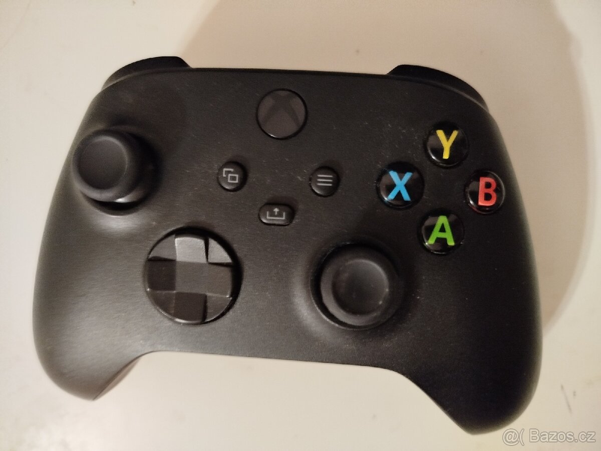 Xbox One X, 12 her pro děti - 5