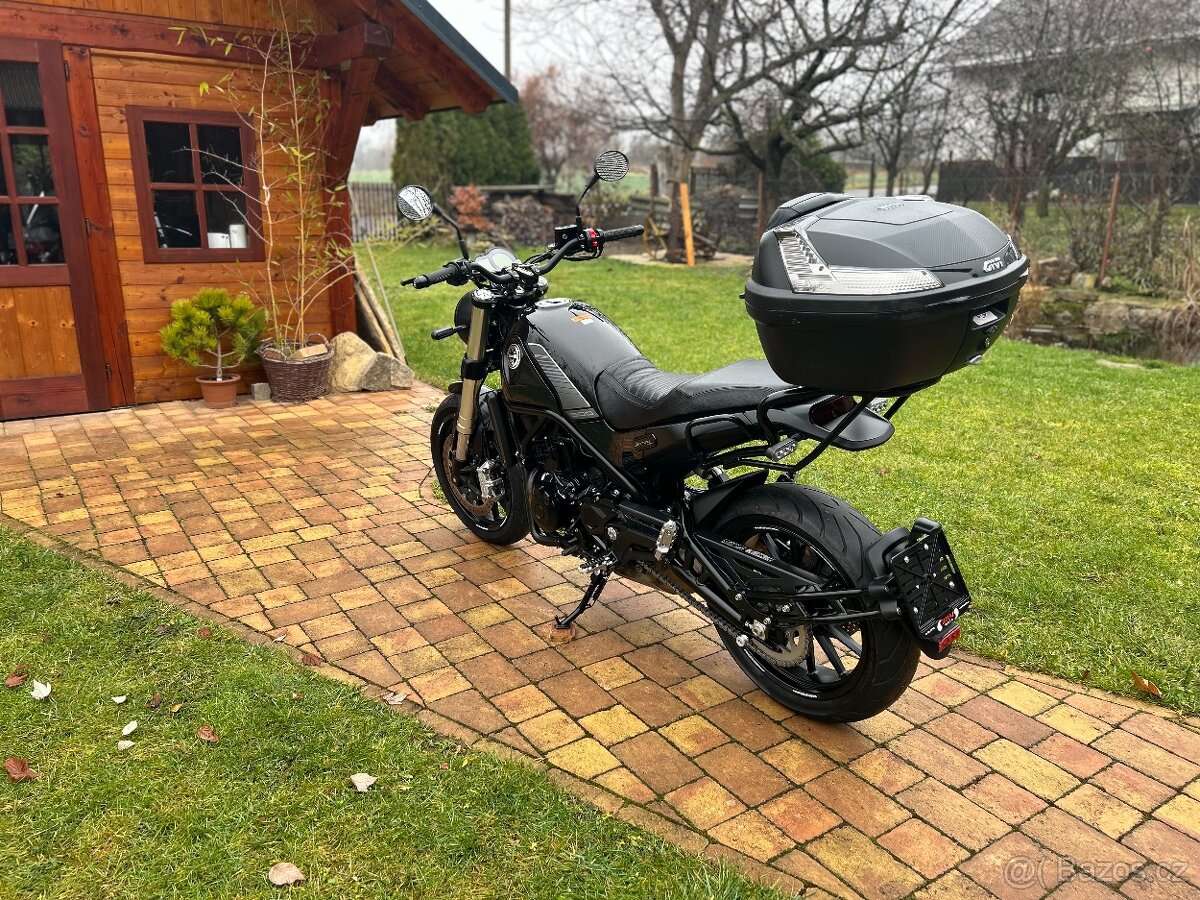 Benelli Leoncino 500 - 5