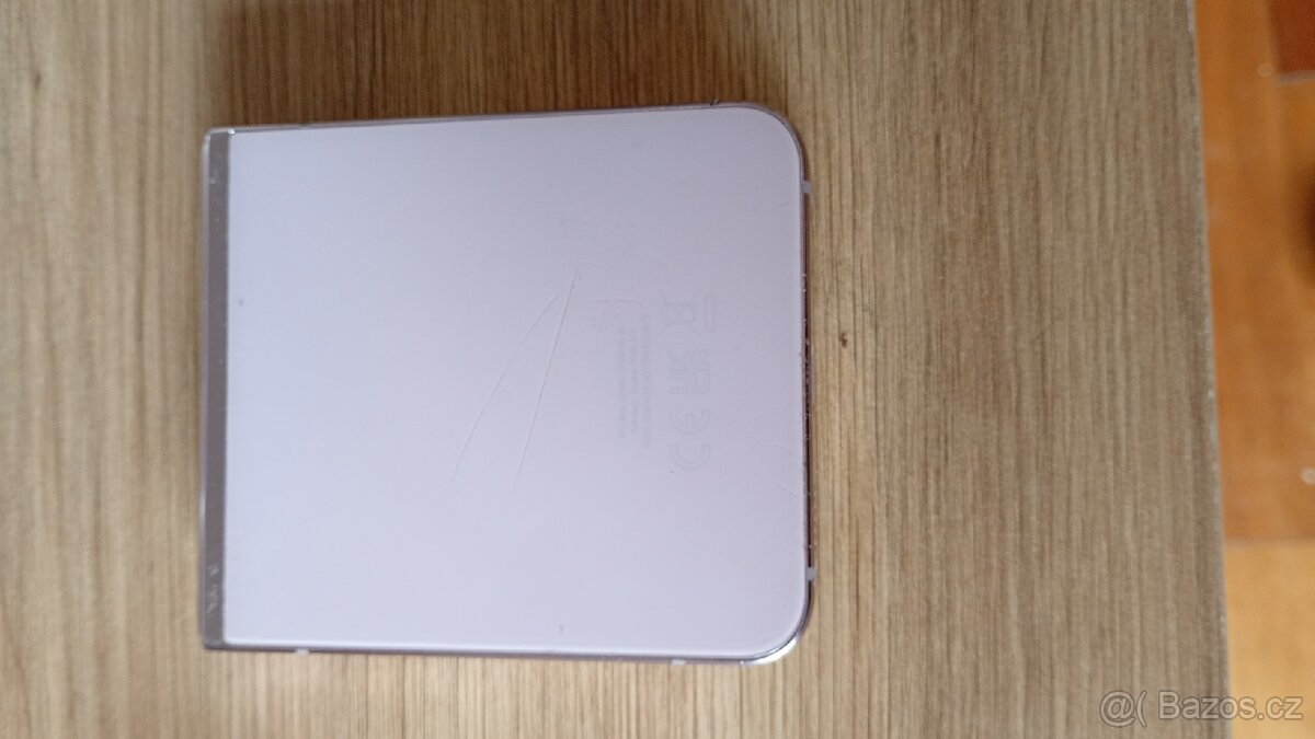 Samsung Galaxy Flip 6 - 5