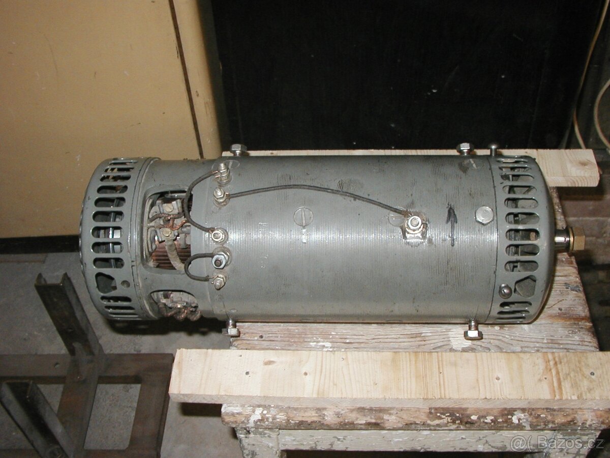 Tankové dynamo 28V/1,8kW - 5