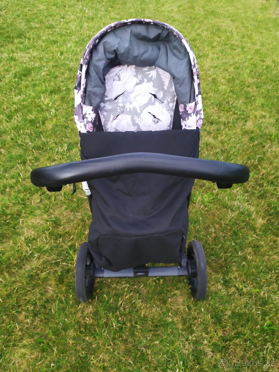 Kočárek Roan Bloom Night Flowers - 5