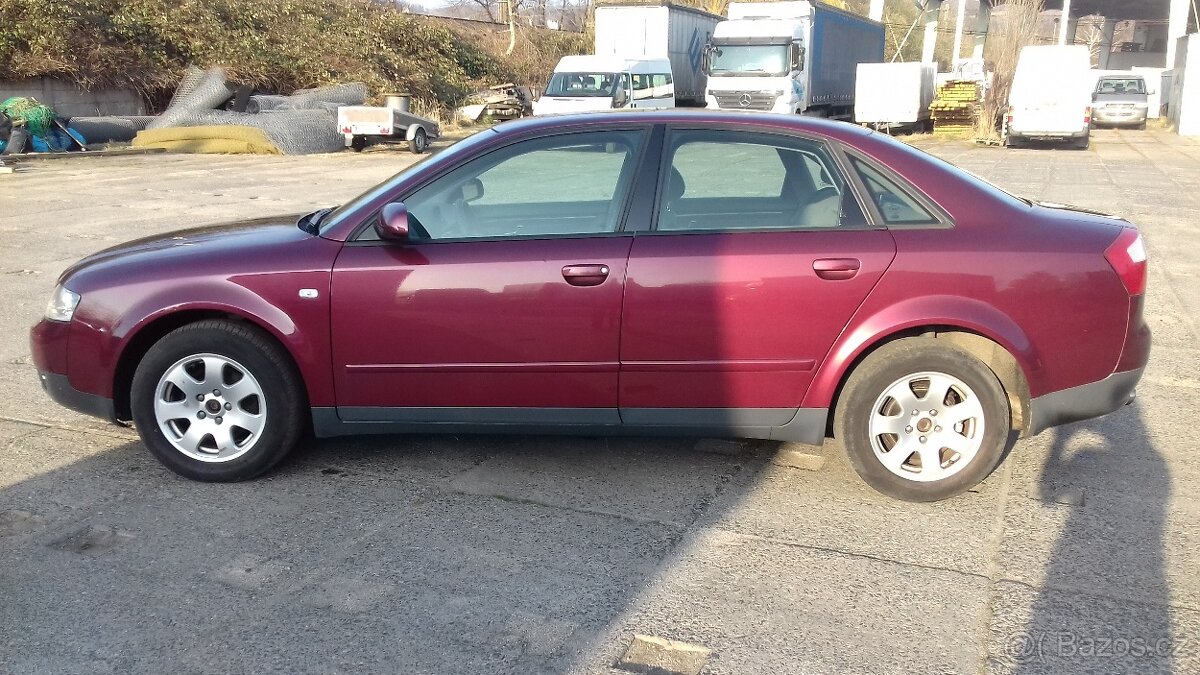 Audi A4 8E 2,0i 20V limuz. automat 1.majitel nové rozvody - 5