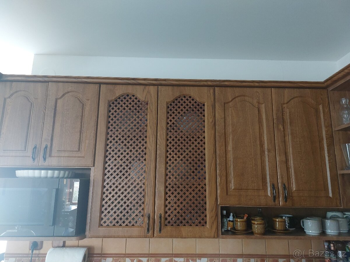 Kuchyňská linka vč spotřebičů - 5