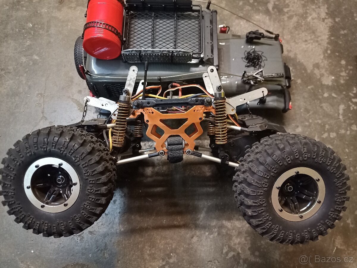 RC auto Toyota crawler 1/10 - 5