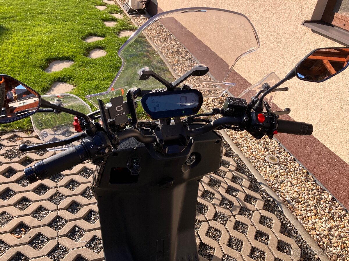 Elektrický skútr Super Soco CPX - 5