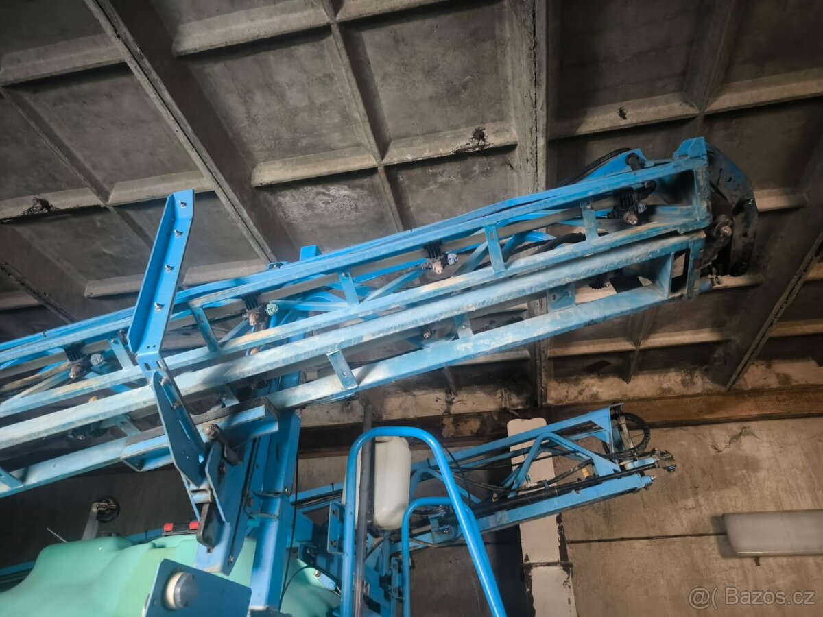 Tažený postřikovač Berthoud Tenor 28-30 - 5