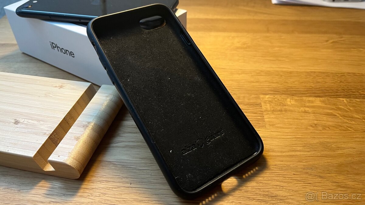 iPhone SE 2020 64 GB - 5