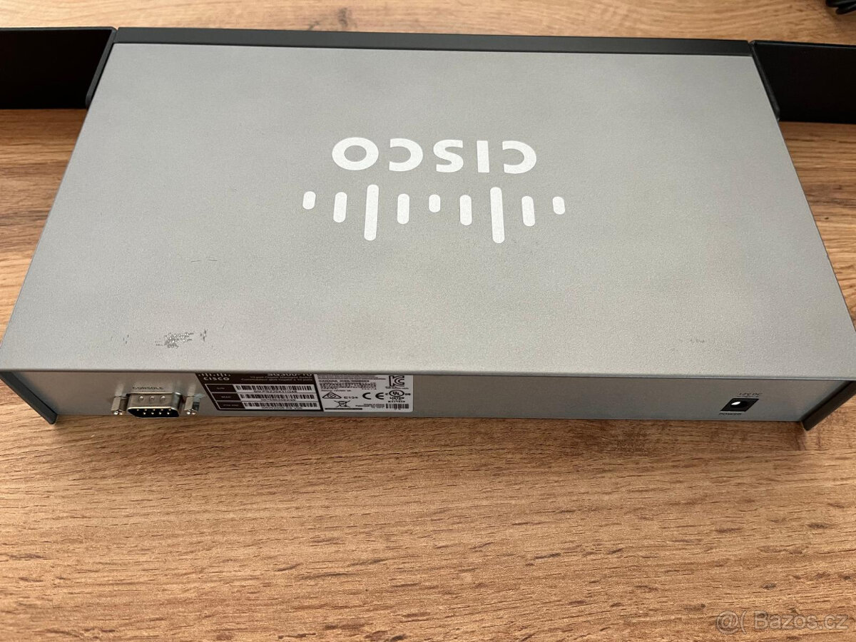 Cisco switch SG300-10 - 5