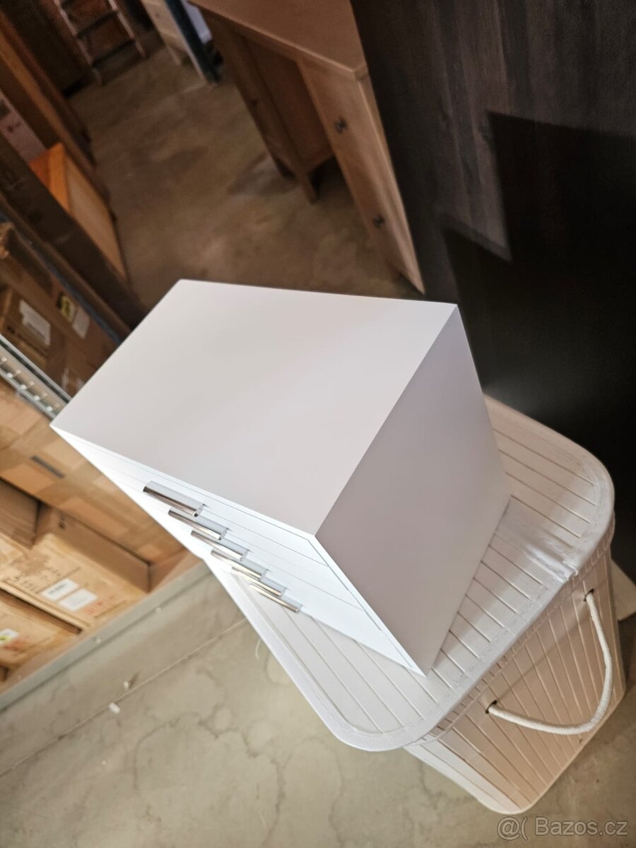 NOVÁ ŠPERKOVNICE - 5