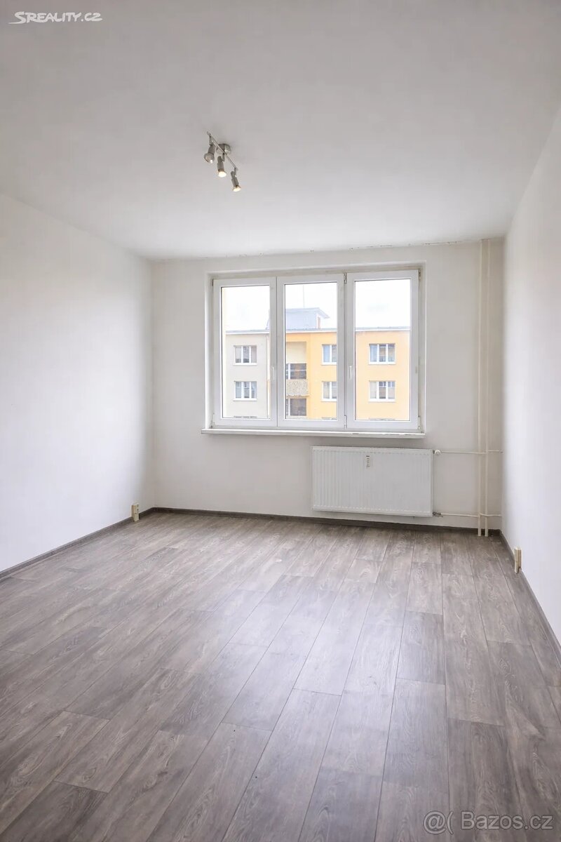Pronájem bytu 2+1 61 m² - 5