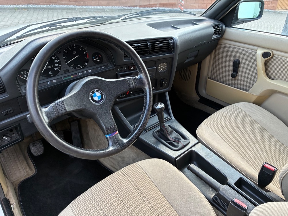 Bmw e30 325i 126 kw M technic 1 coupe - 5