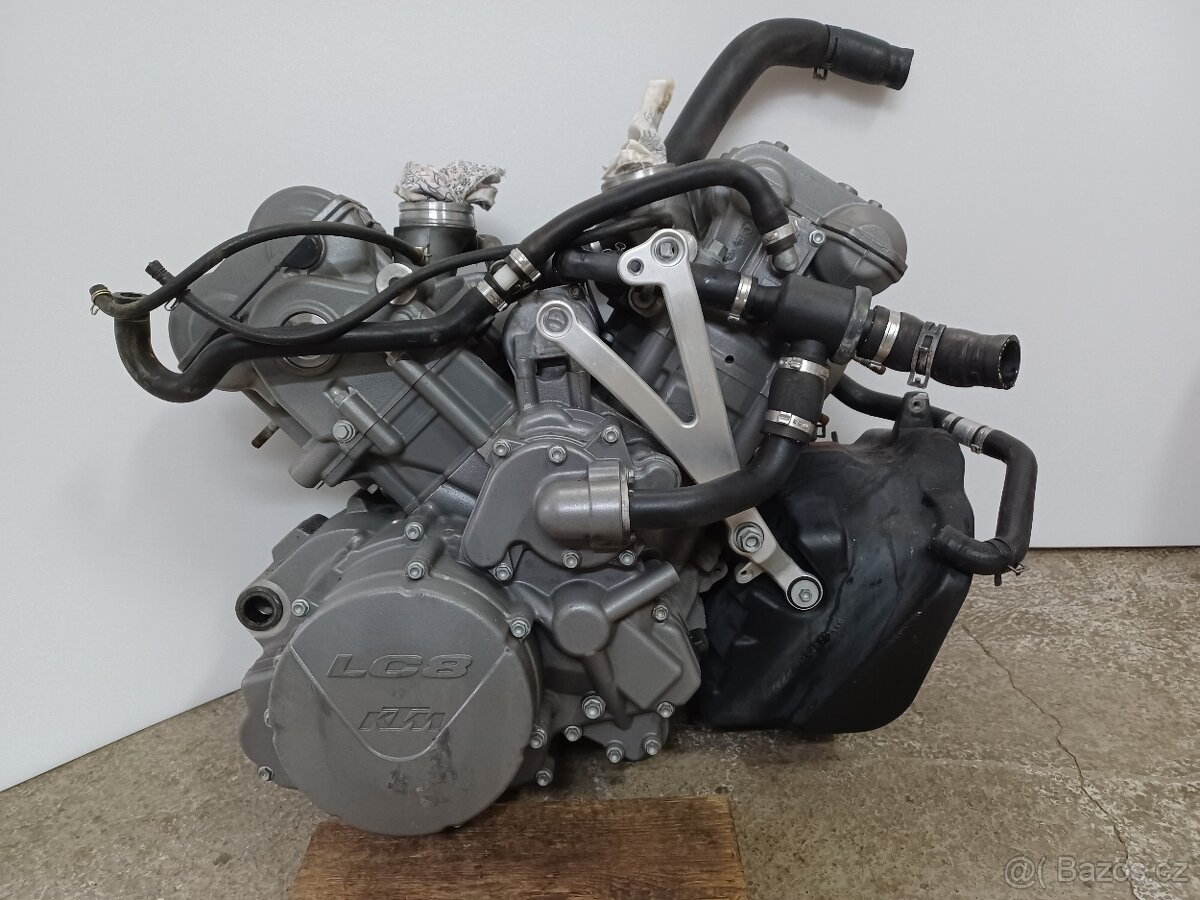 KTM LC8 950 - 990 SM SUPERMOTO - NÁHRADNÍ DÍLY