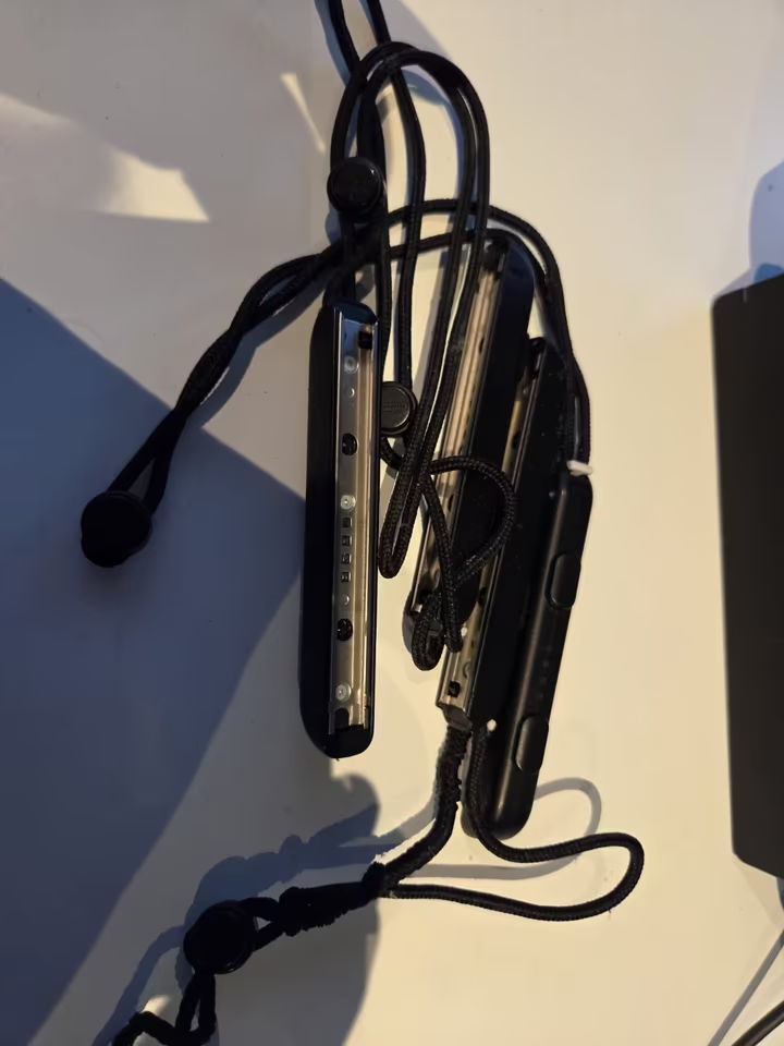 Kompletní sada Nintendo Switch – konzole + 18 her + přísluše - 5