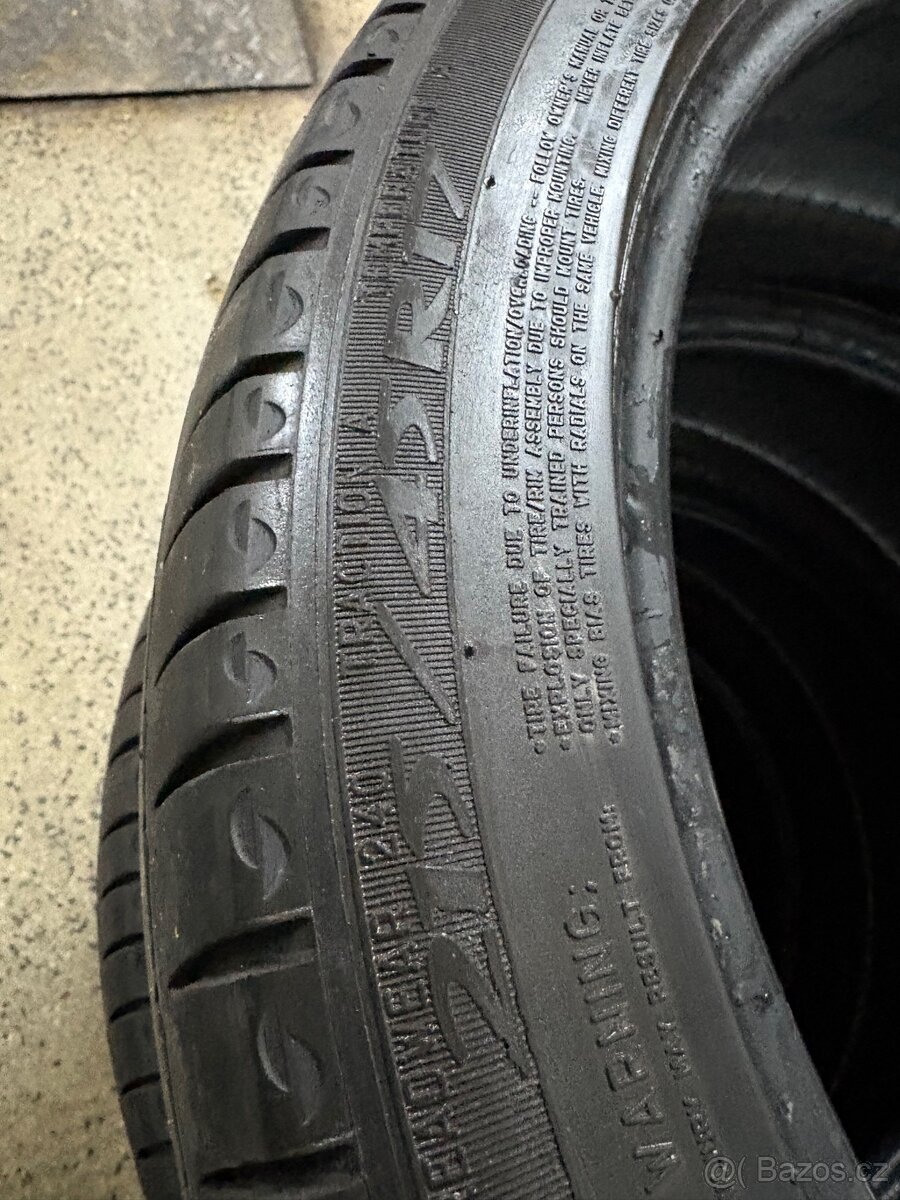 Letní pneu MICHELIN 215/45-R17 PRIMACY 4 - 5