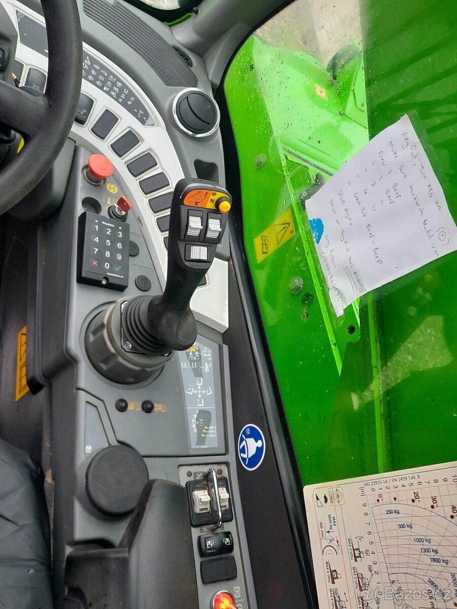 Teleskopický manipulátor MERLO P40.13 /PLUS - 5