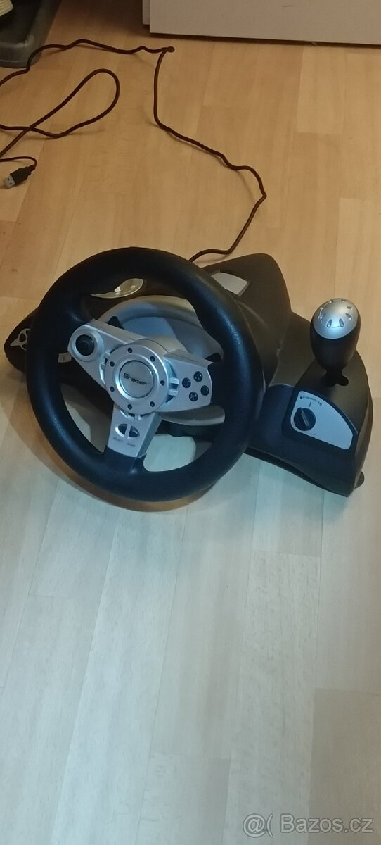 Herní volant - momentálně zamluveno - 5